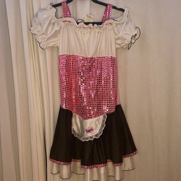 Bratz Halloween Costume - Picture 1 of 7